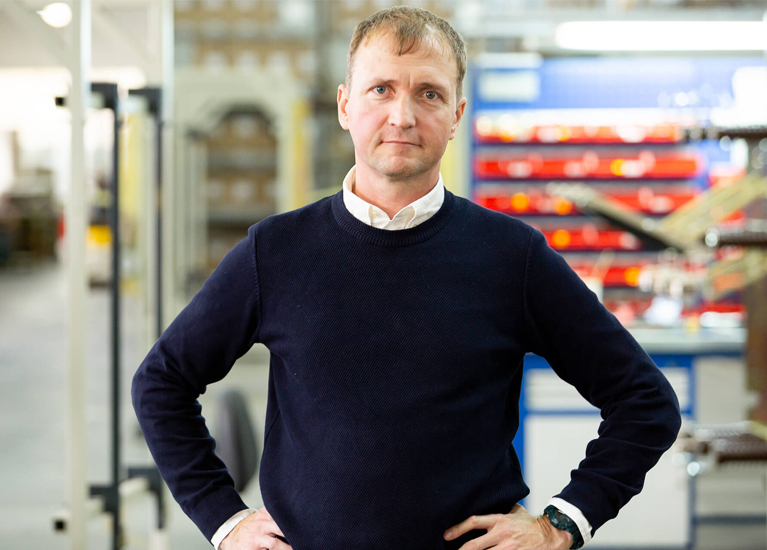 Jakość przede wszystkim. Rozmowa z Piotrem Góreckim, Dyrektorem Działu Produkcji w uesa Polska Sp. z o.o.