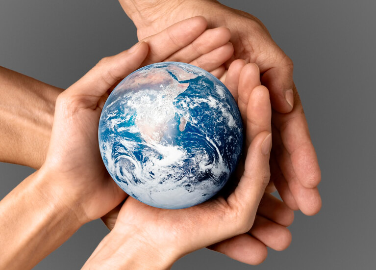 Zeroemisyjna mobilność i zielone firmy – podsumowanie debat Szczytu Klimatycznego TOGETAIR 2022