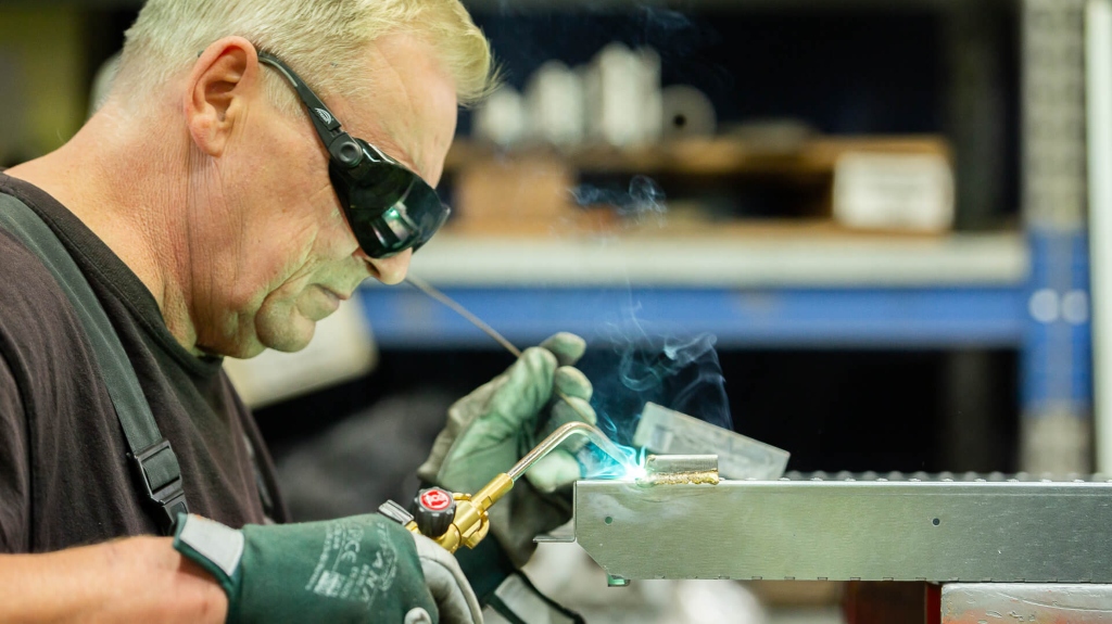 Zasady bezpieczeństwa pracy i higieny w uesie