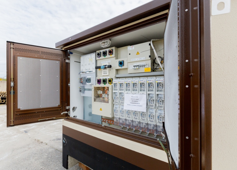 Stacja transformatorowa z monitoringiem – czym jest i dlaczego warto ją zastosować?