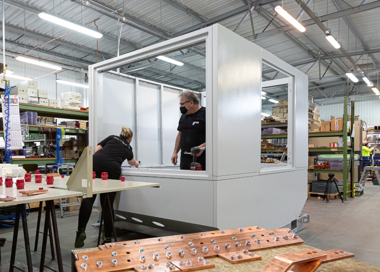 Uesa Polska – bezpieczna firma. Rozmowa z Magdaleną Juszczak-Włodarczyk